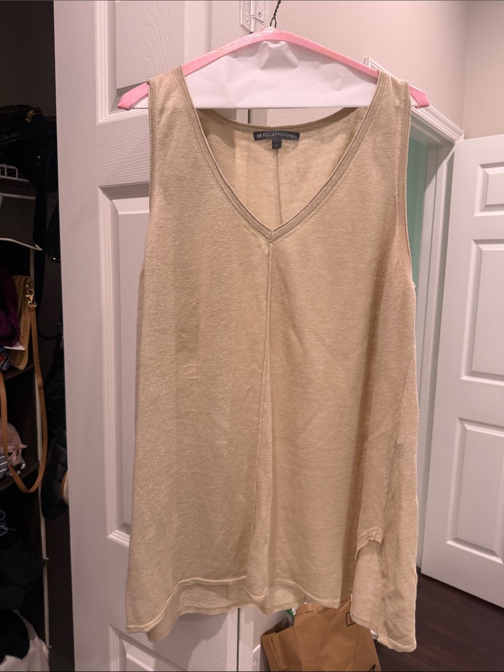 Elliott Lauren Cream V-Neck Sleeveless Linen Blend Top